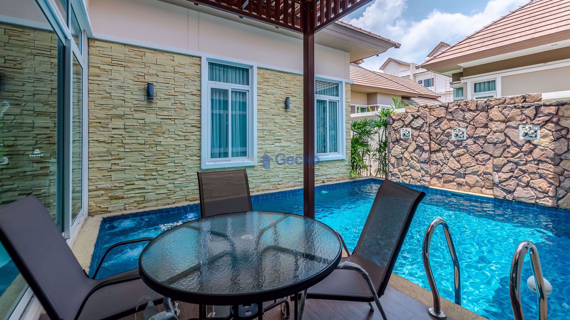 3 ห้องนอน บ้าน เข้า Sirisa 16  พัทยาตะวันออก H002700