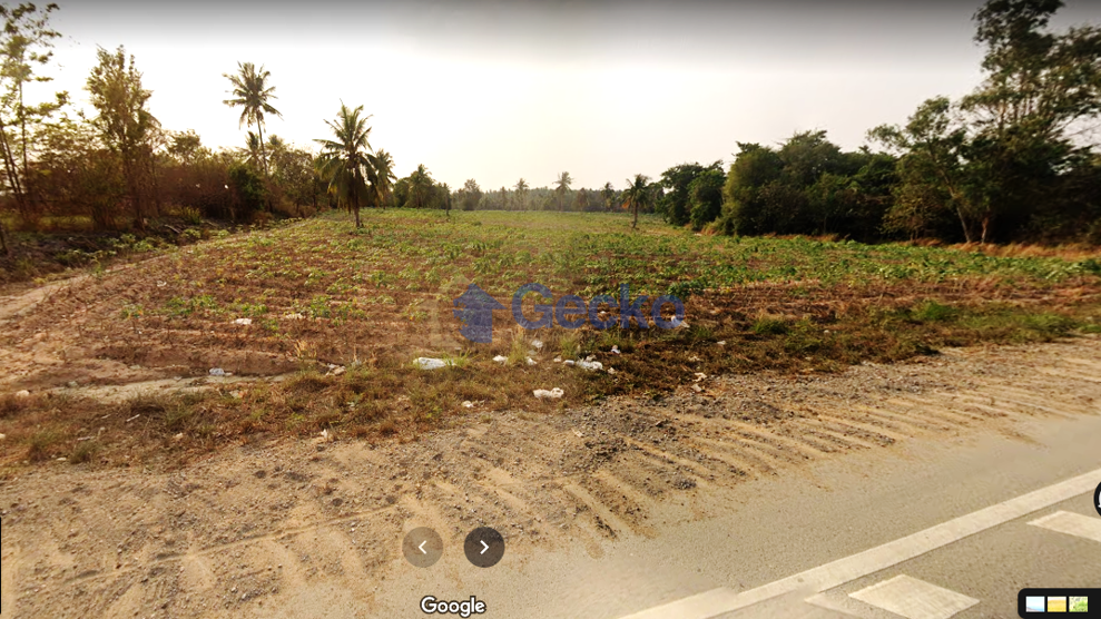 Land available in Bang Lamung L008575 (Cover Photo)