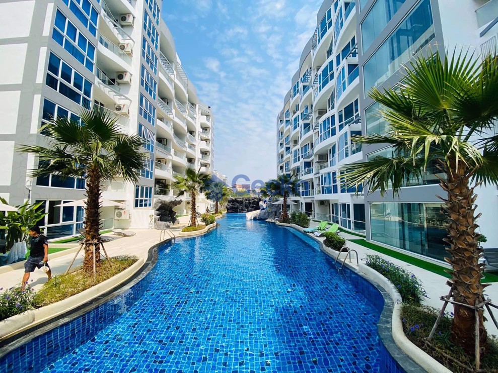 1 Bedroom Condo in Grand Avenue Central Pattaya C008837 (Photo 1)