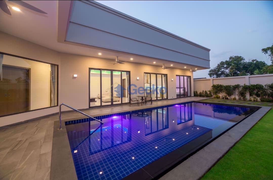 4 ห้องนอน บ้าน in ฮาเซียนดา วิลล่า  พัทยาตะวันออก H008373