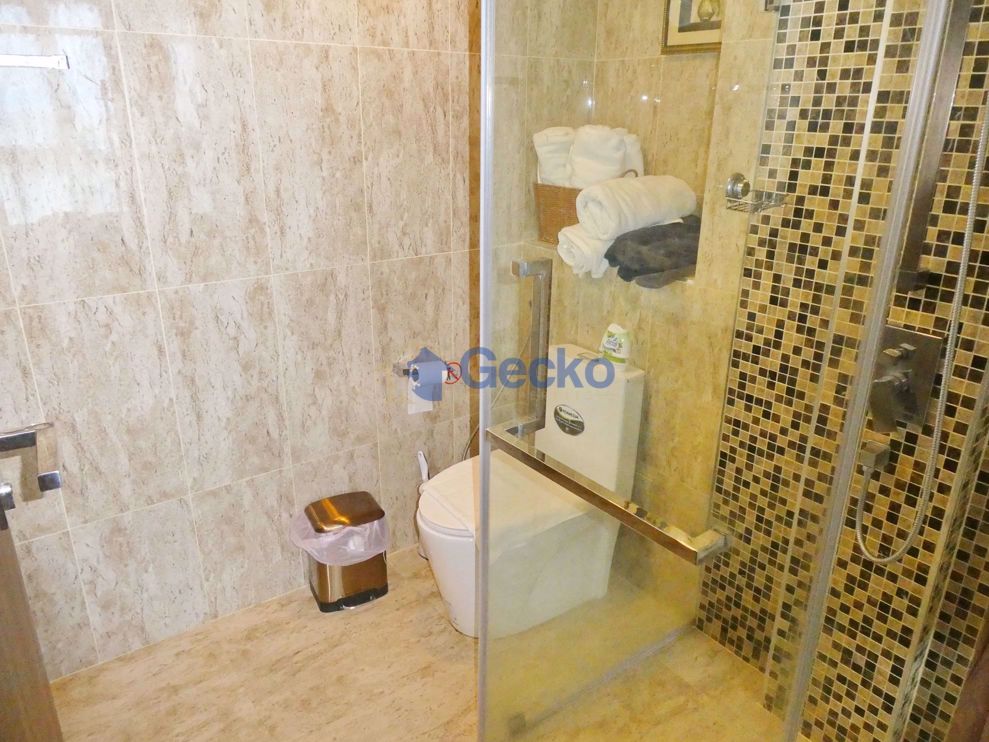 Picture of 1 Bedroom Condo in Grand Avenue Central Pattaya C008415