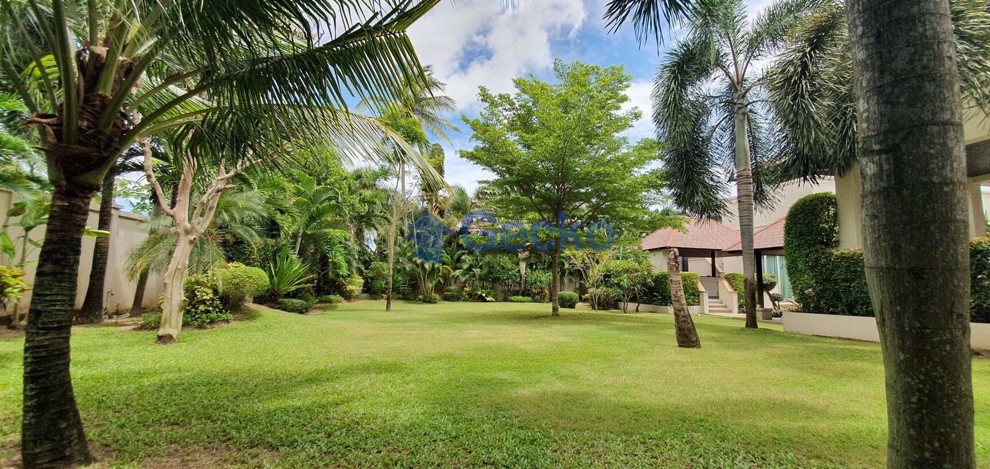 4 Bedrooms House in The Vineyard Phase 1  East Pattaya H008522 (Photo 2)
