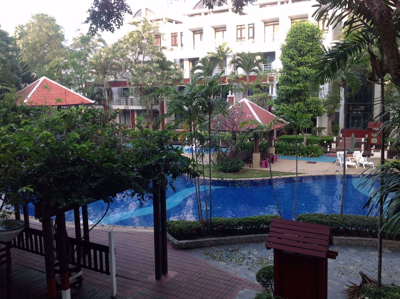 สตูดิโอ คอนโดมิเนี่ยม เข้า Metro Jomtien Condotel จอมเทียน C002516