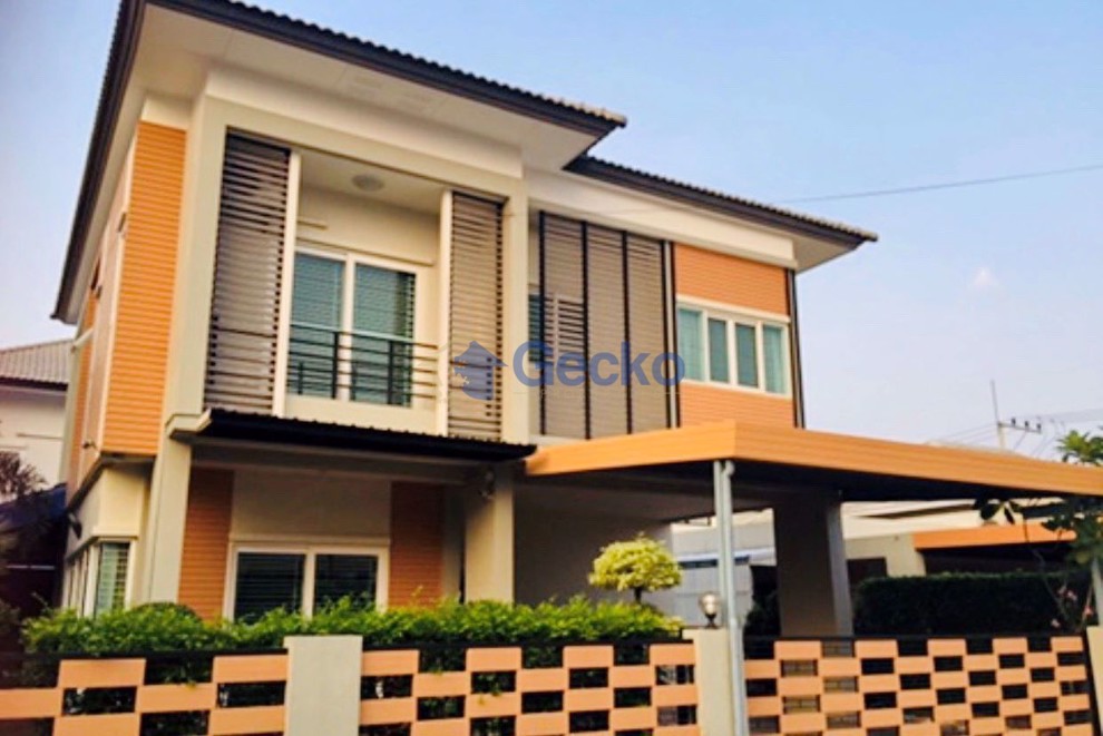3 Bedrooms House in Patta Village  East Pattaya H008043 (Cover Photo)
