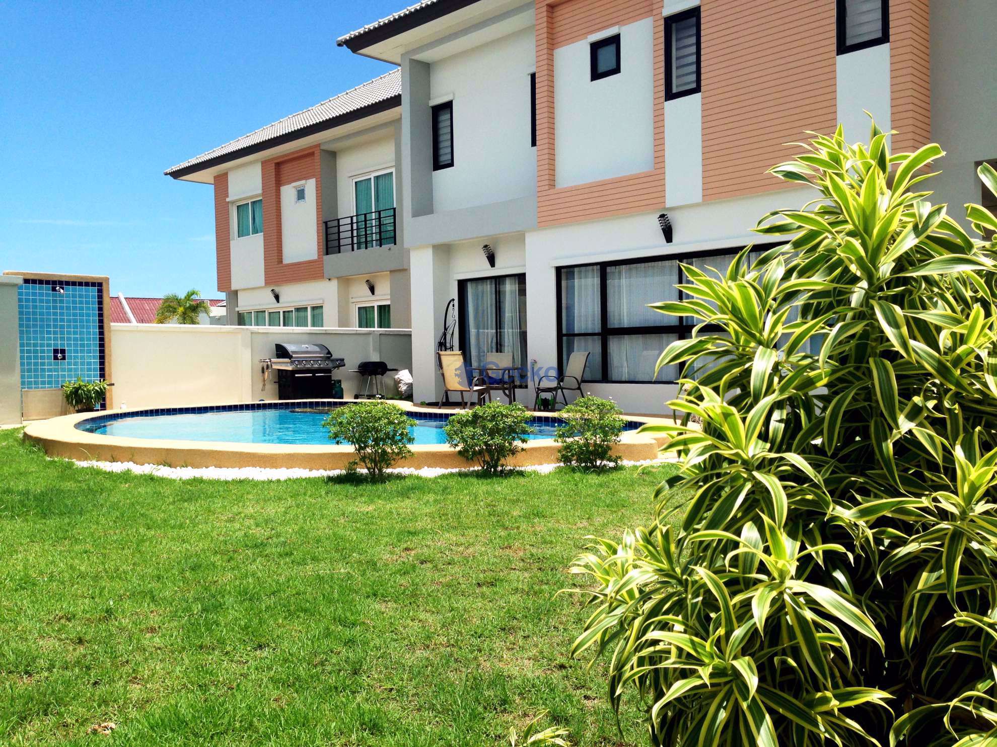 3 ห้องนอน บ้าน เข้า Patta Village  พัทยาตะวันออก H002609
