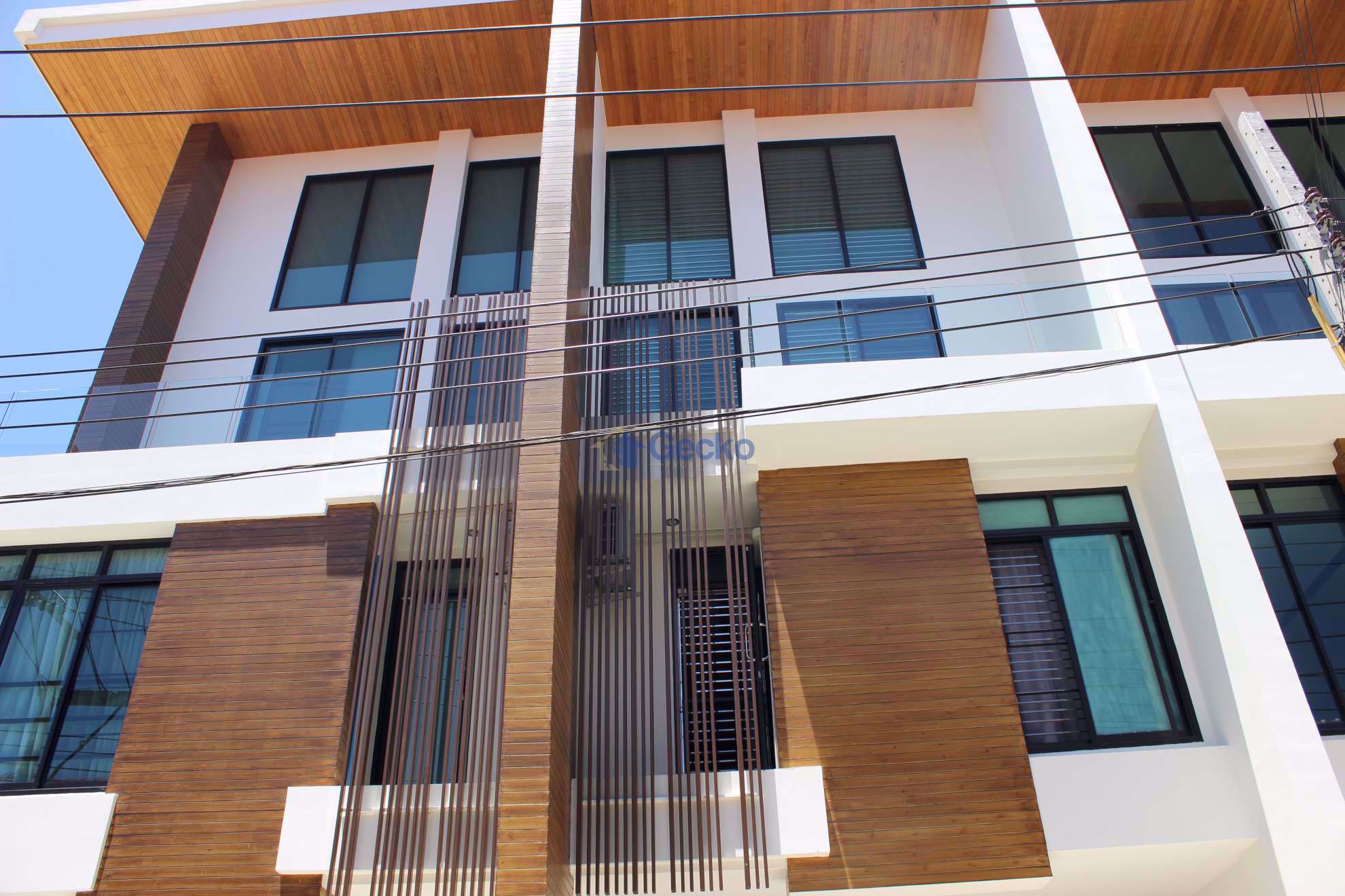 4 ห้องนอน บ้าน เข้า เดอะ วิน เขาตาโล  พัทยาตะวันออก H002629