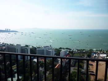 พัทยากลาง คอนโดมิเนี่ยม - C008300