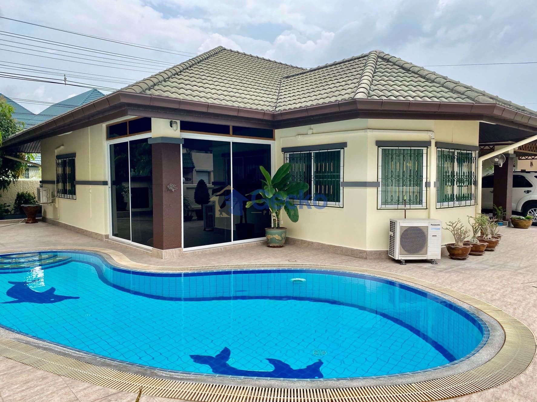 3 ห้องนอน บ้าน in Green Field Villa 1  พัทยาตะวันออก H008338
