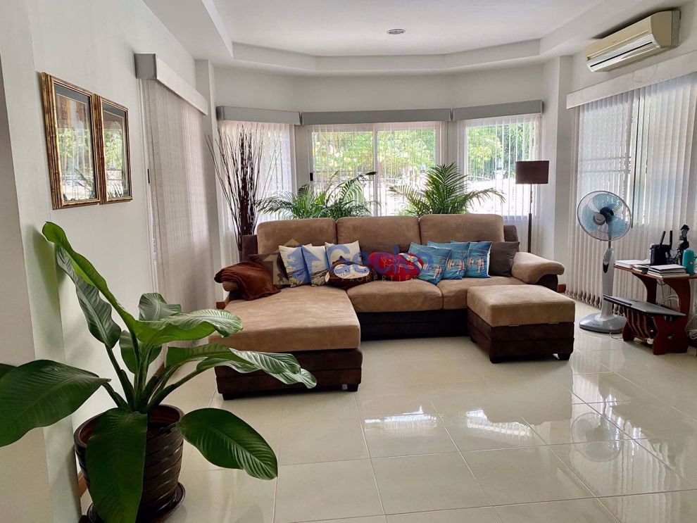 Picture of 3 Bedrooms House in Green Field Villa 1  East Pattaya H008338