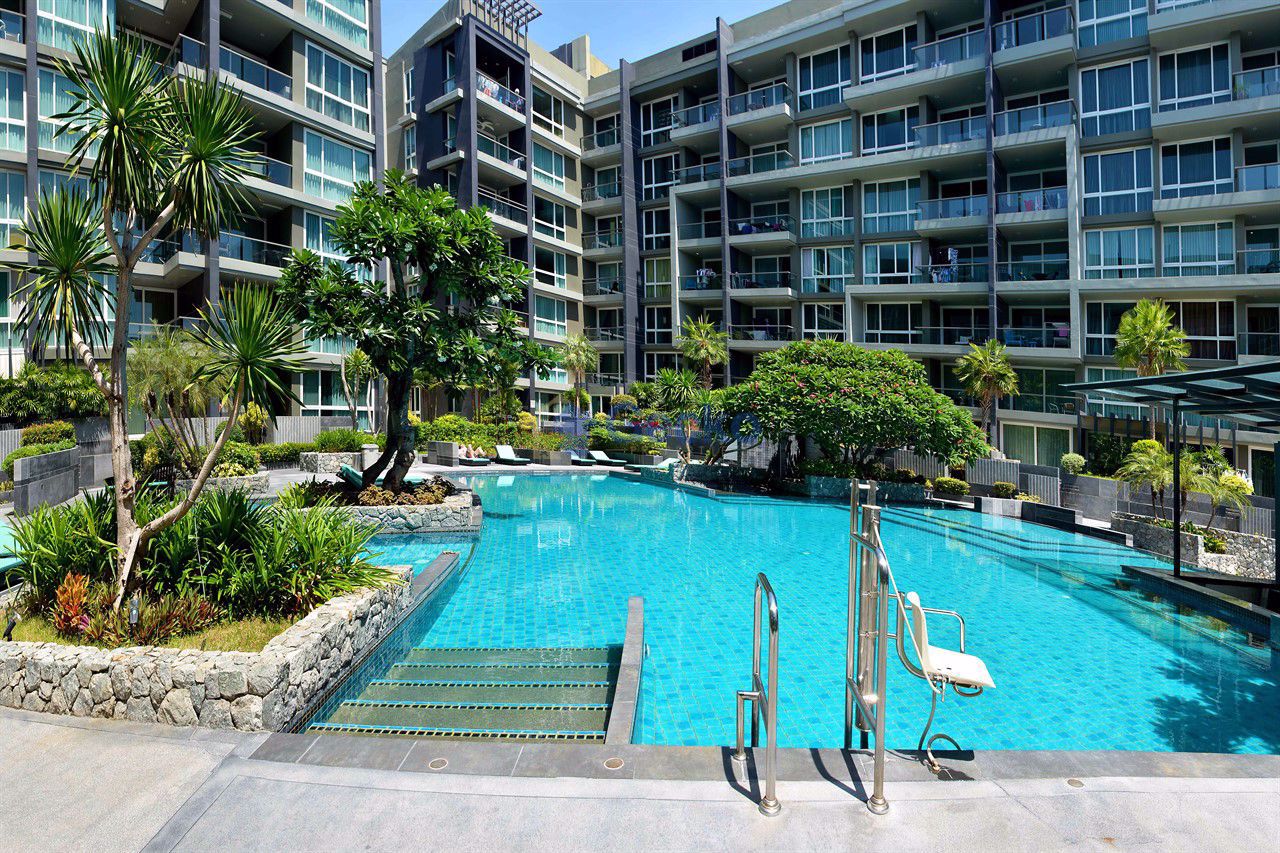 Apus Condominium