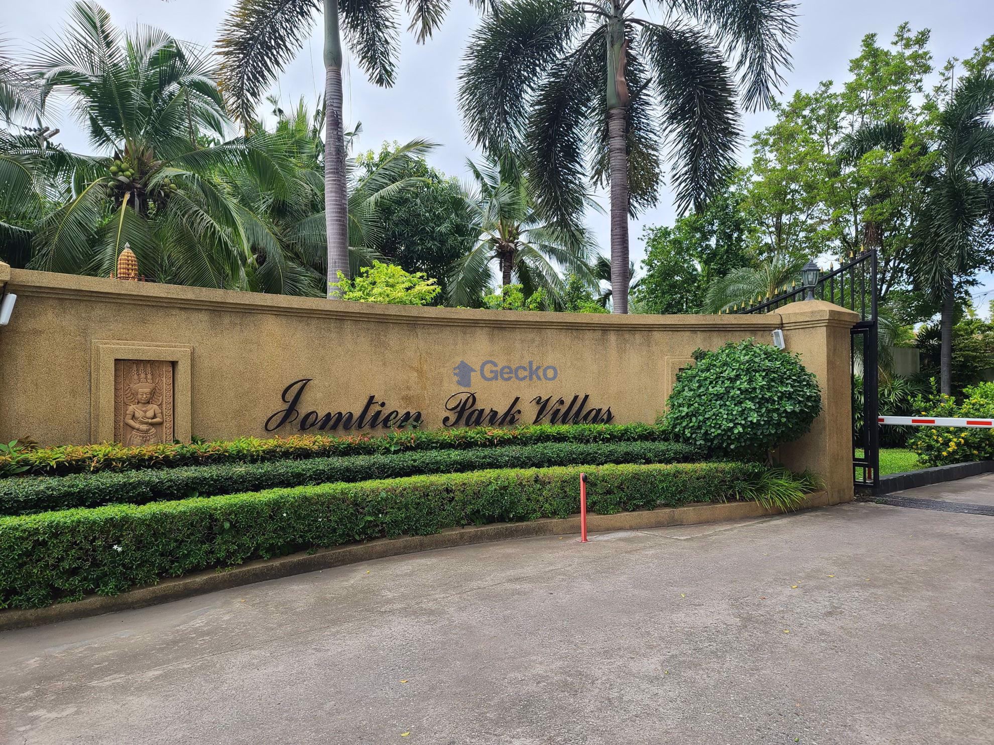 Jomtien Park Villas