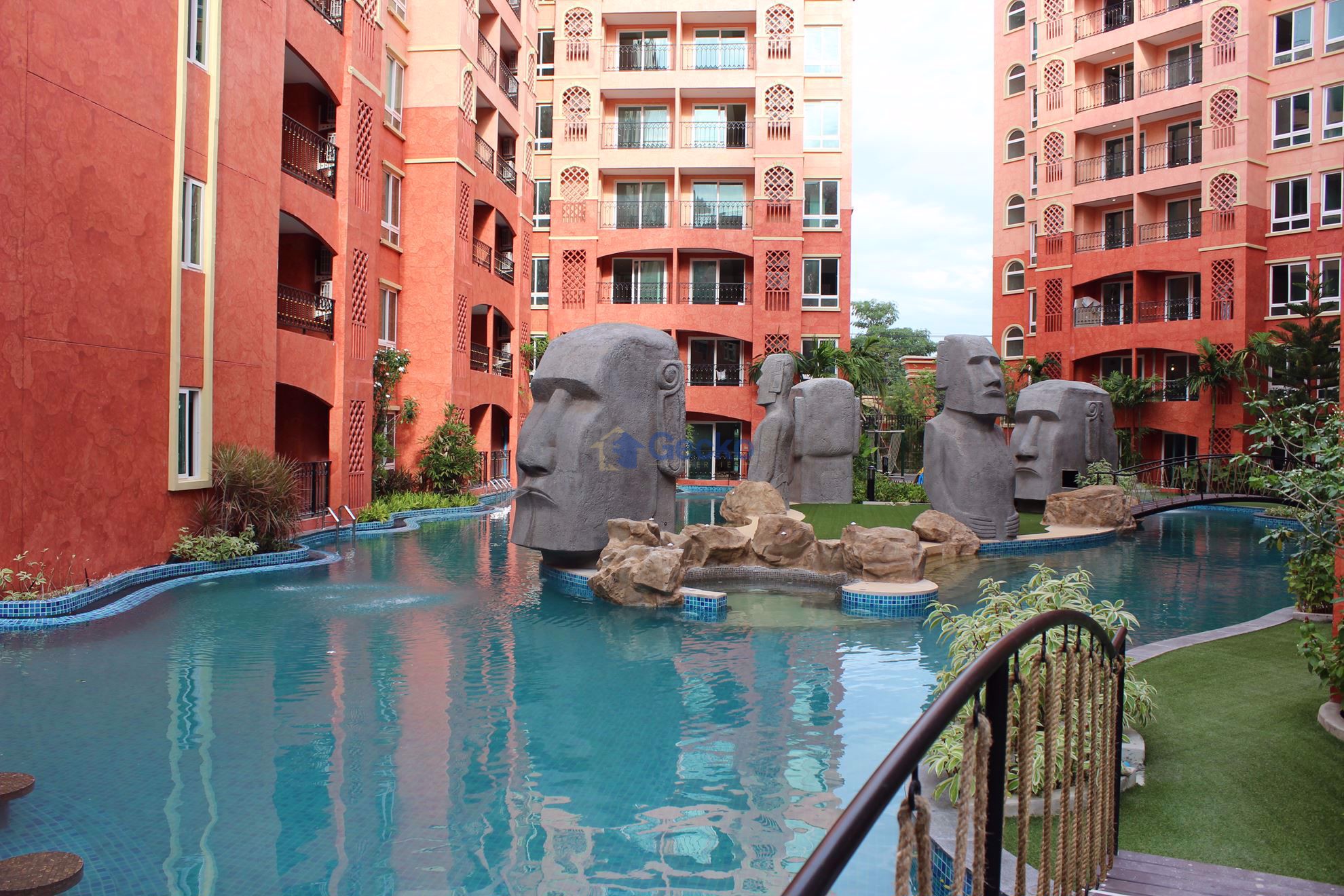Seven Seas Condo Resort