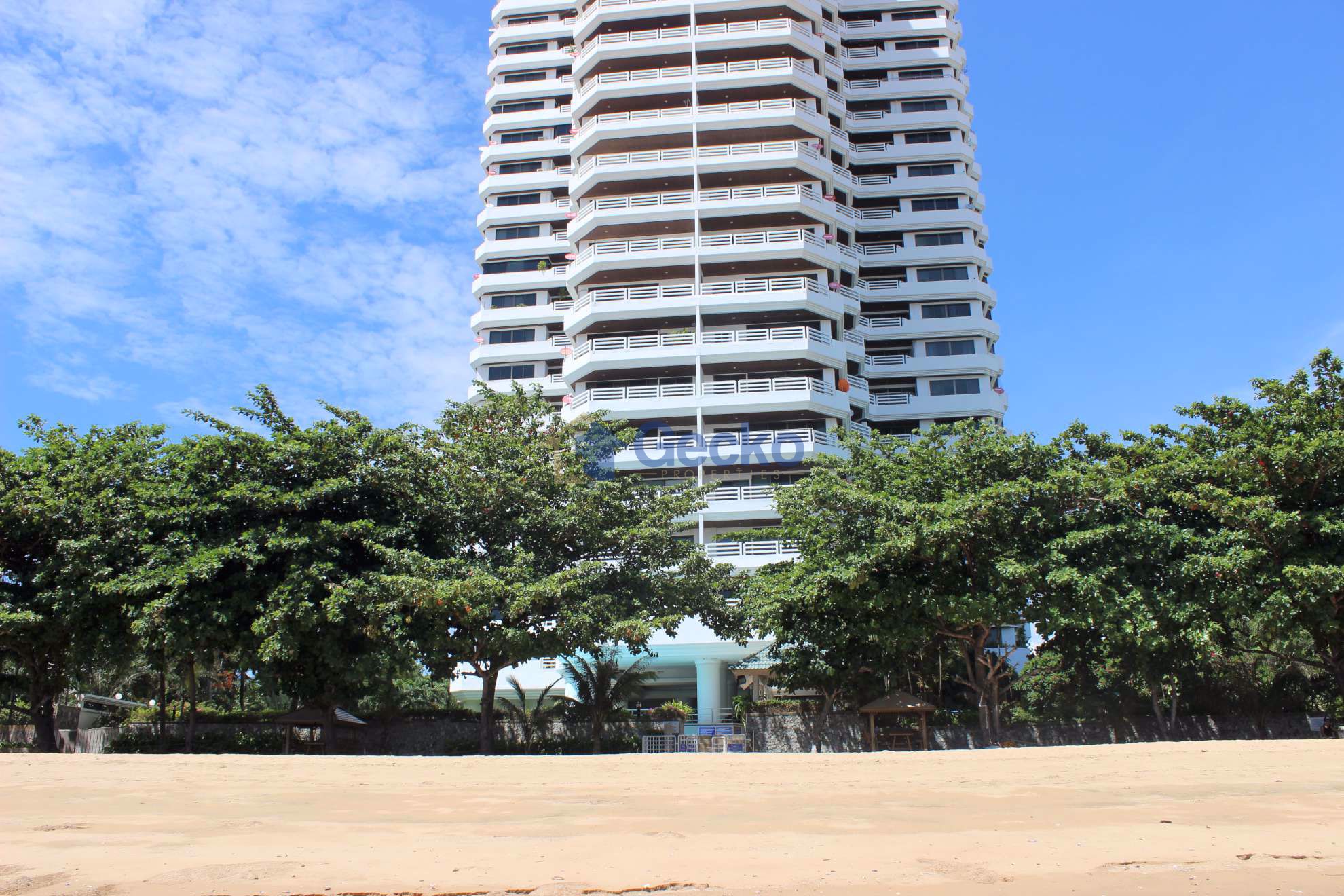 Golden Sands