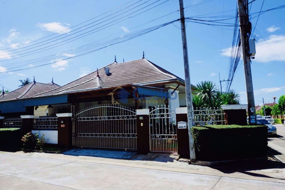 3 Bedrooms House in Baan Sirisa 14  East Pattaya H008956 (Cover Photo)
