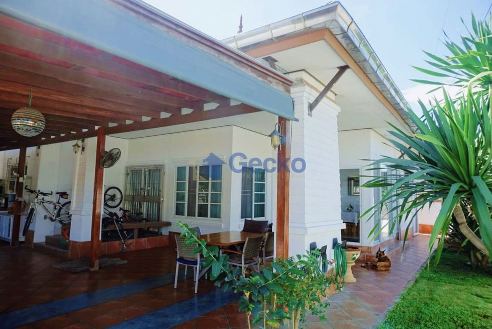3 Bedrooms House in Baan Sirisa 14  East Pattaya H008956 (Photo 1)
