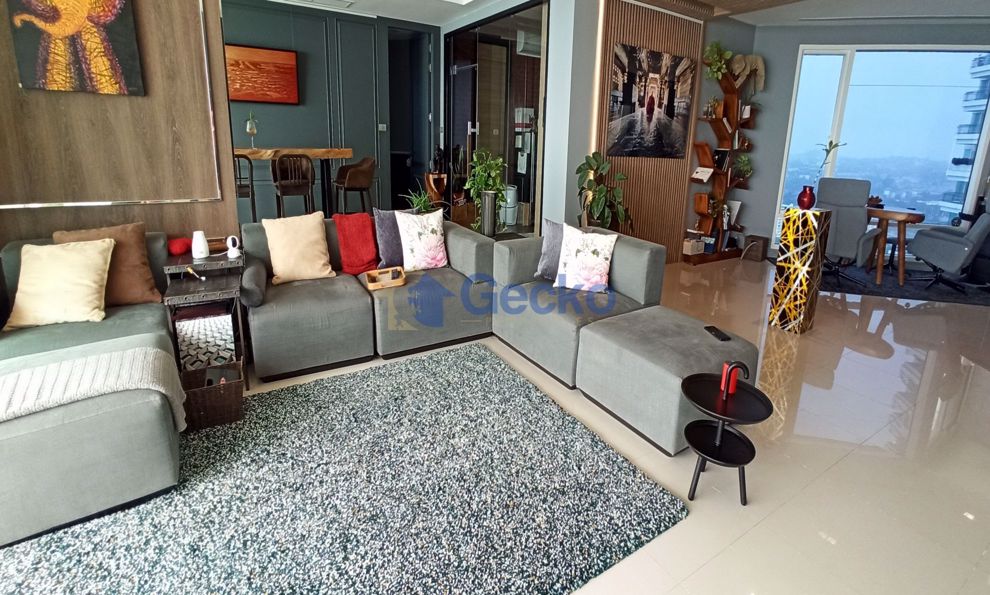 รูปภาพ 3 Bedrooms Condo in Reflection Jomtien C008981