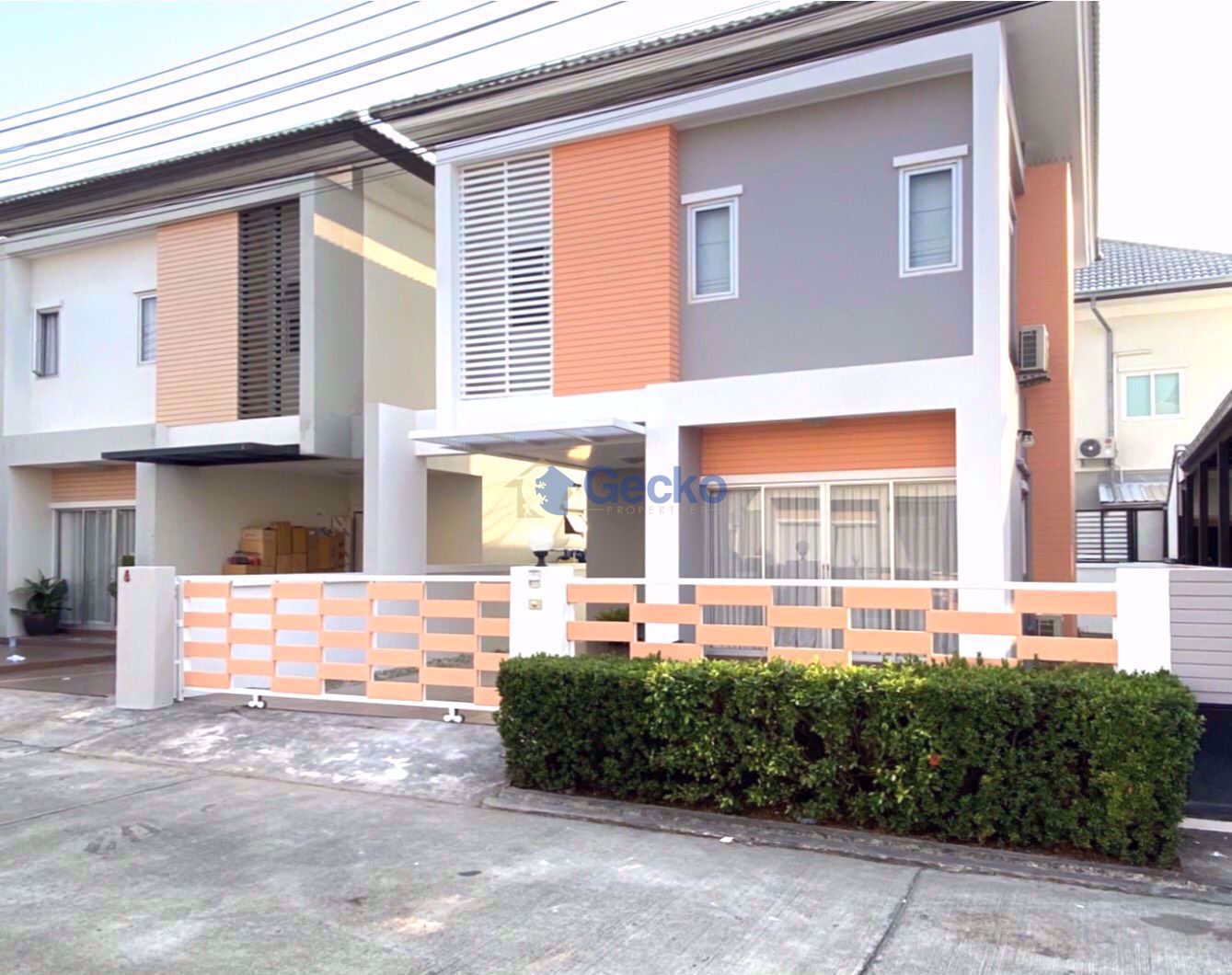 3 Bedrooms bed in House in Patta Village in East Pattaya H009005