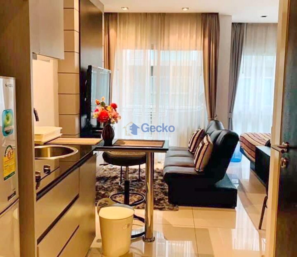 Studio Condo in The Gallery Jomtien C009031 (Photo 2)