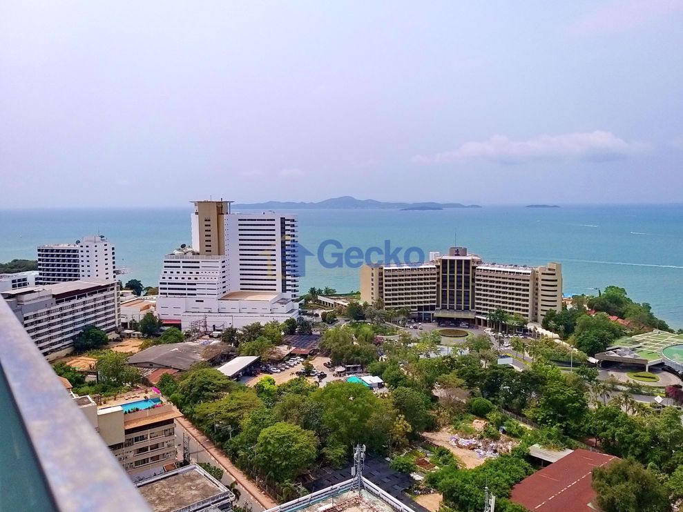 Picture of 1 Bedroom Condo in Amari Residence Pratumnak C009154