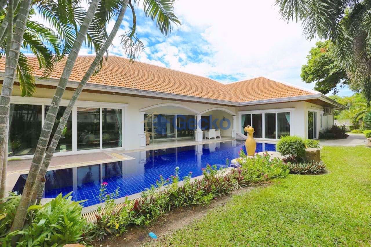 6 Bedrooms House in Jomtien Park Villas  Jomtien H009236