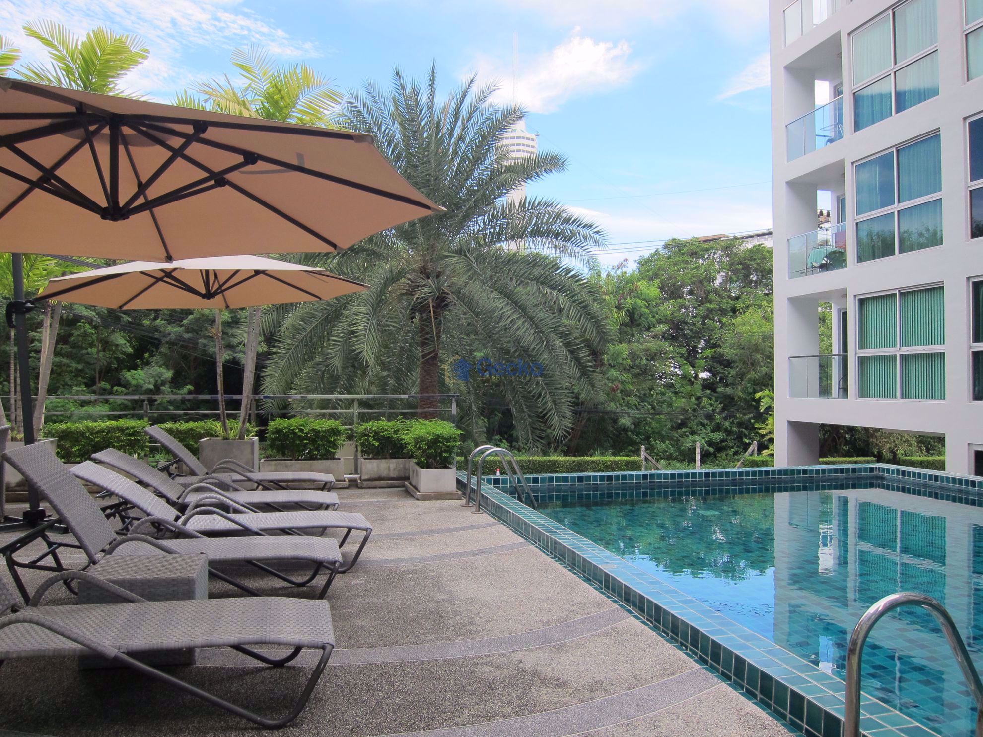 3 ห้องนอน คอนโดมิเนี่ยม เข้า Park Royal 3 พระตำหนัก C002410