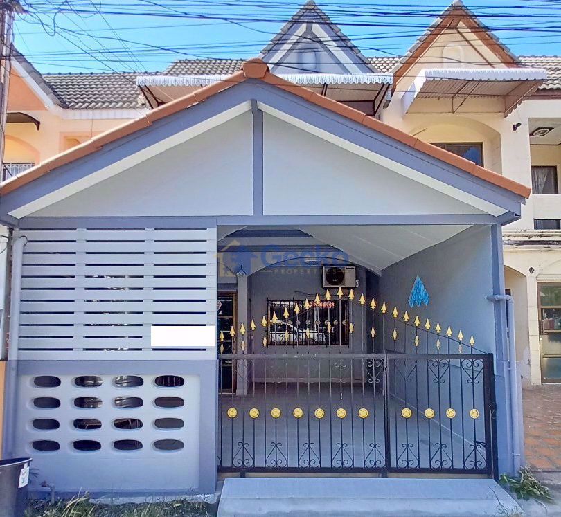 2 Bedrooms House in Country Club Villa  East Pattaya H009248