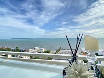 3 Bedrooms Condo in Veranda Residence Pattaya Na Jomtien C008781