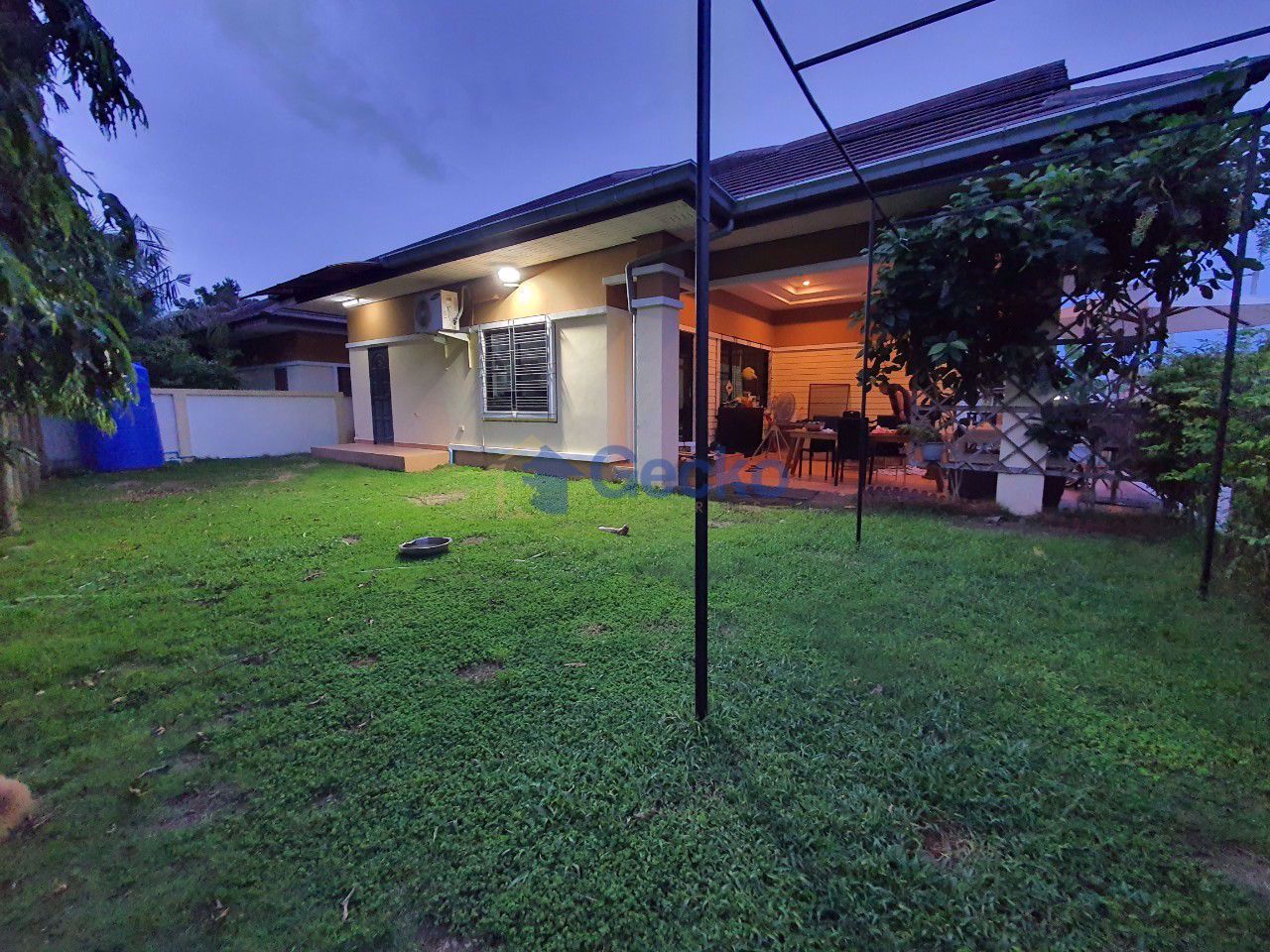 3 Bedrooms House in Pornthep Garden Ville 8  East Pattaya H009558
