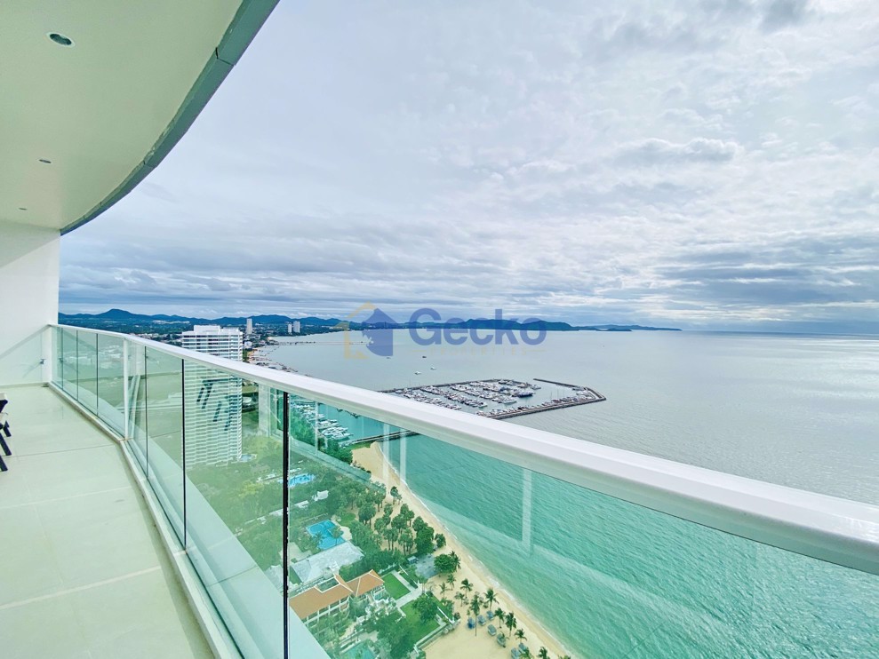 2 Bedrooms Condo in Movenpick White Sand Beach Pattaya Na Jomtien C009598 (Cover Photo)