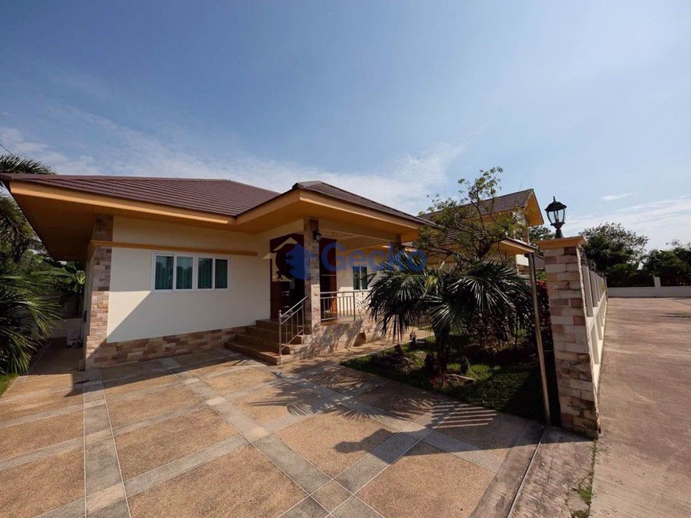 5 Bedrooms House  Huay Yai H009601 (Photo 1)