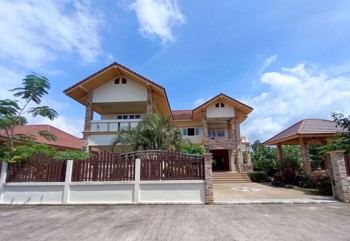 6 Bedrooms House  Huay Yai H009602