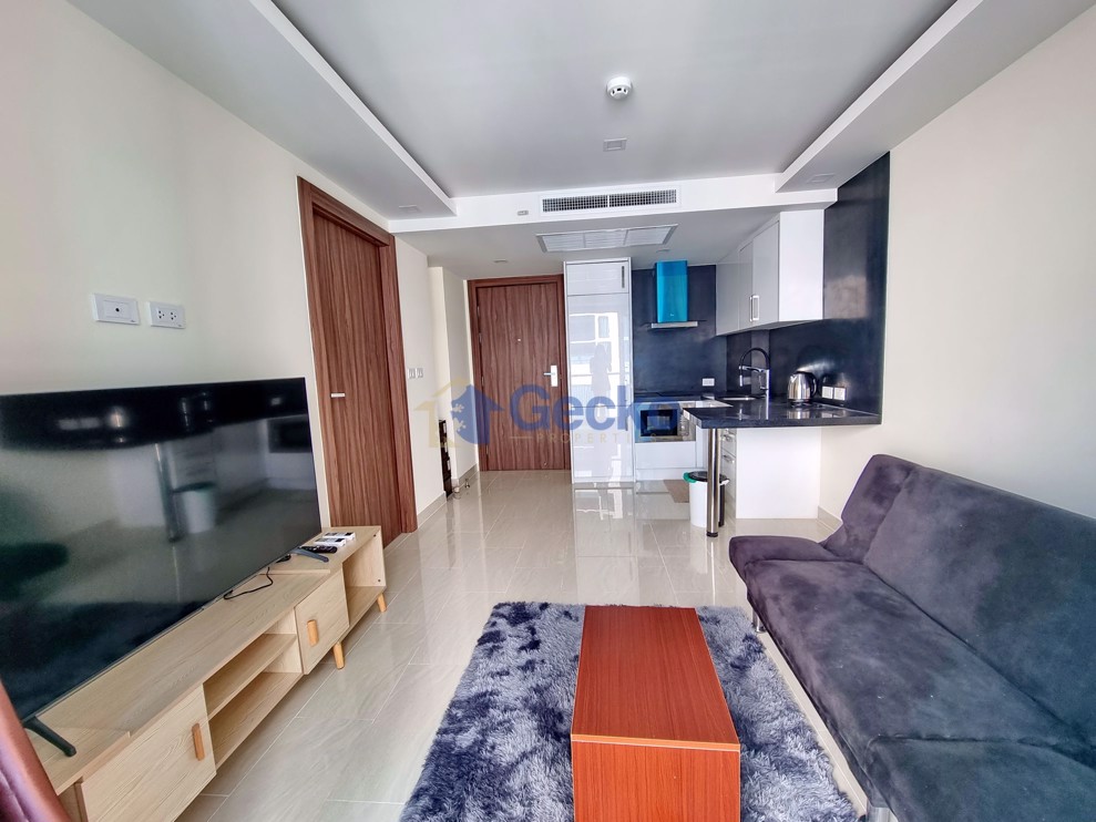 1 Bedroom Condo in Grand Avenue Central Pattaya C009607 (Photo 1)
