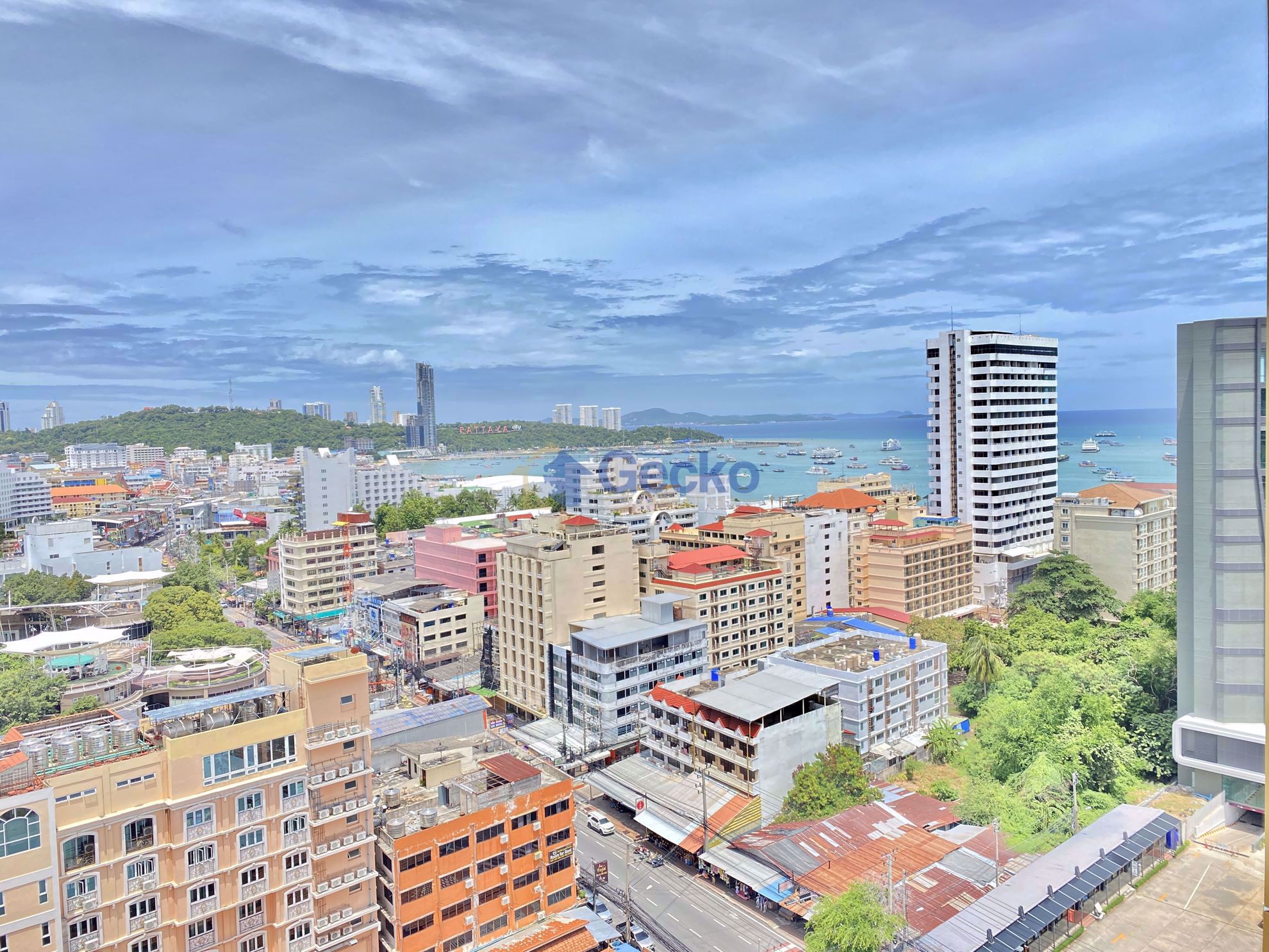 1 Bedroom Condo in EDGE Central Pattaya Central Pattaya C009706