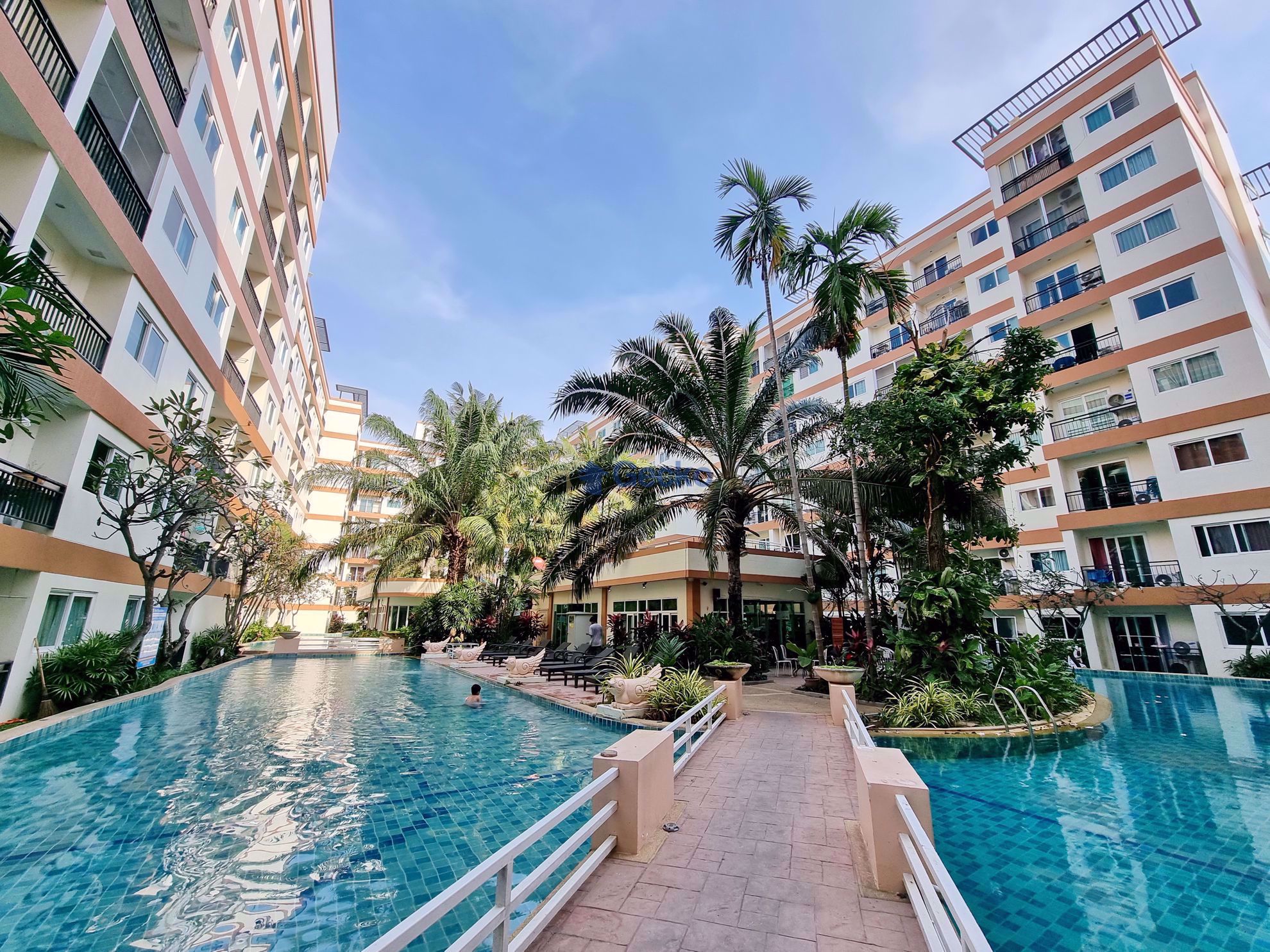 1 Bedroom Condo in Park Lane Jomtien C009758