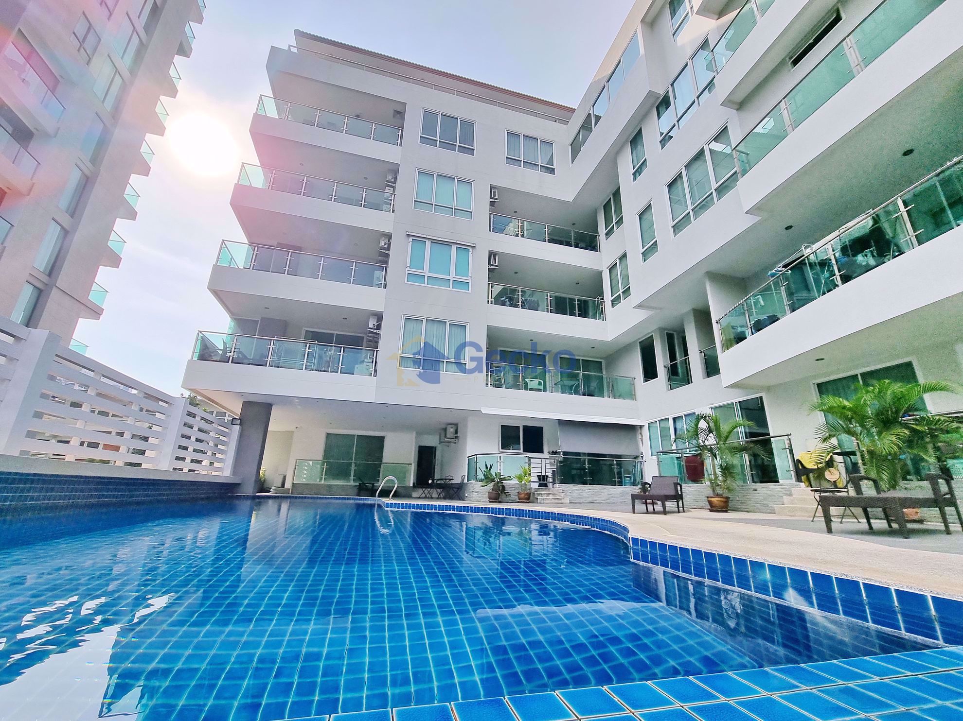 1 Bedroom Condo in The Lofts Pratumnak Pratumnak C009935