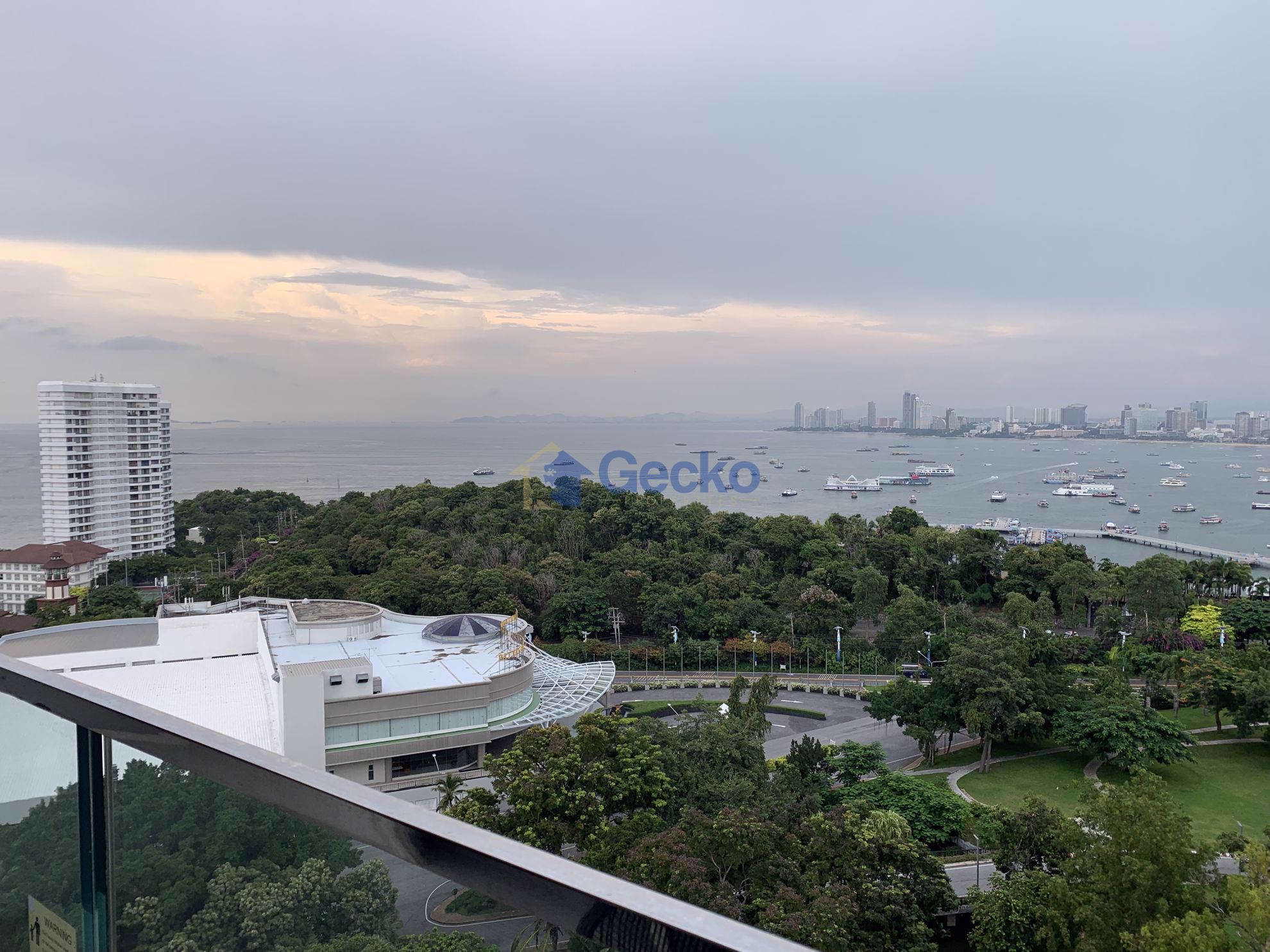 2 ห้องนอน คอนโดมิเนี่ยม in Amari Residence พระตำหนัก C009153