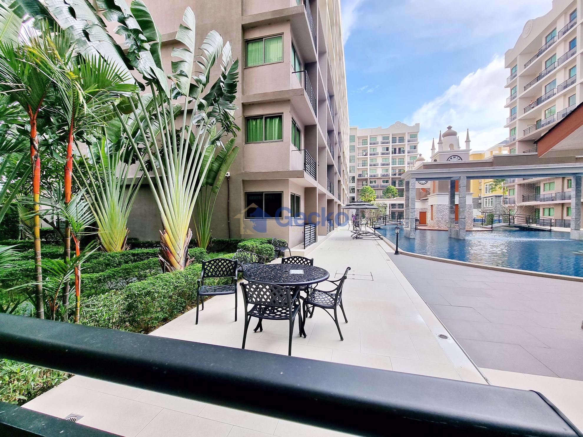 1 Bedroom Condo in Arcadia Beach Continental South Pattaya C010261