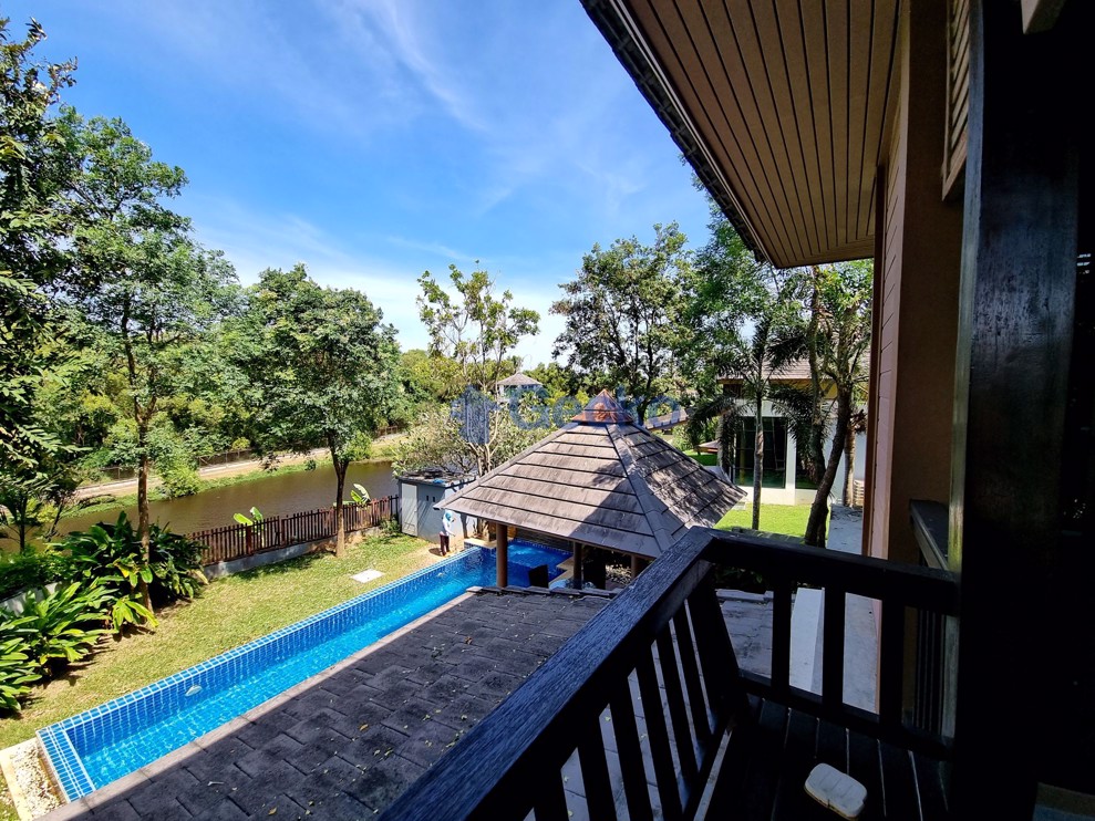 3 Bedrooms House in The Village At Horseshoe Point  East Pattaya H010323 (Photo 3)