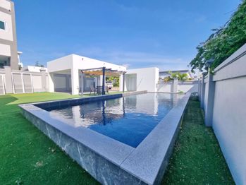 5 Bedrooms House in Siam Royal View  East Pattaya H010432