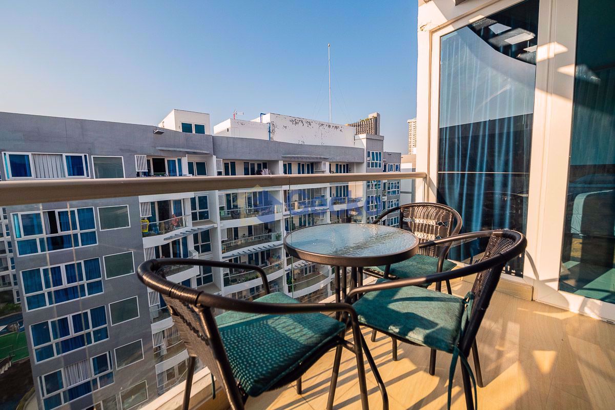 2 Bedrooms Condo in Grand Avenue Central Pattaya C010493