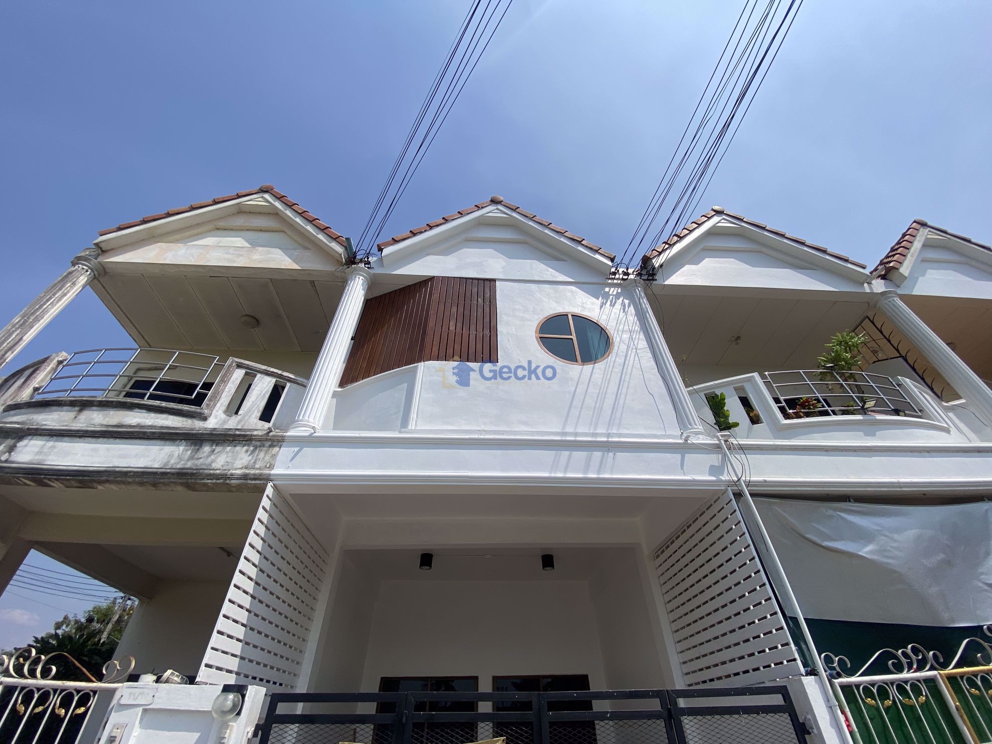 2 Bedrooms House  East Pattaya H010550