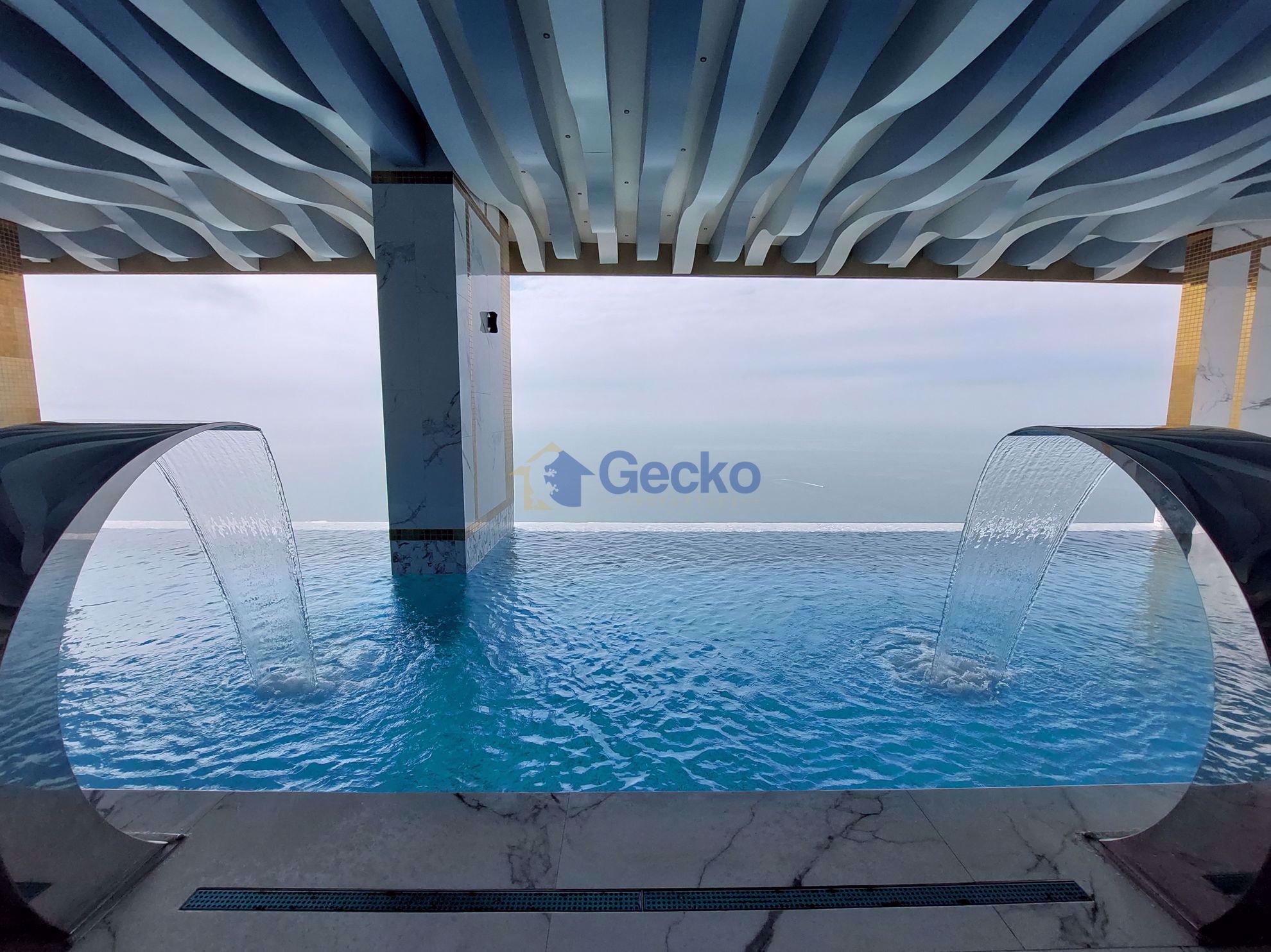 1 Bedroom Condo in Copacabana Beach Jomtien C010696