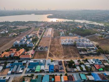 พัทยาตะวันออก ที่ดิน - L010729