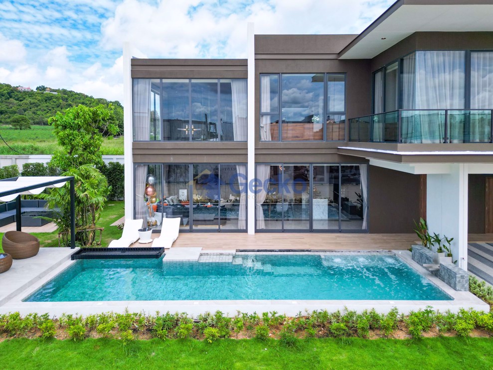 4 Bedrooms House in Highbury Hill  Huay Yai H010345 (Photo 1)