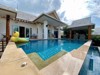รูปภาพ 3 ห้องนอน บ้าน in Amorn Village  พัทยาตะวันออก H011296