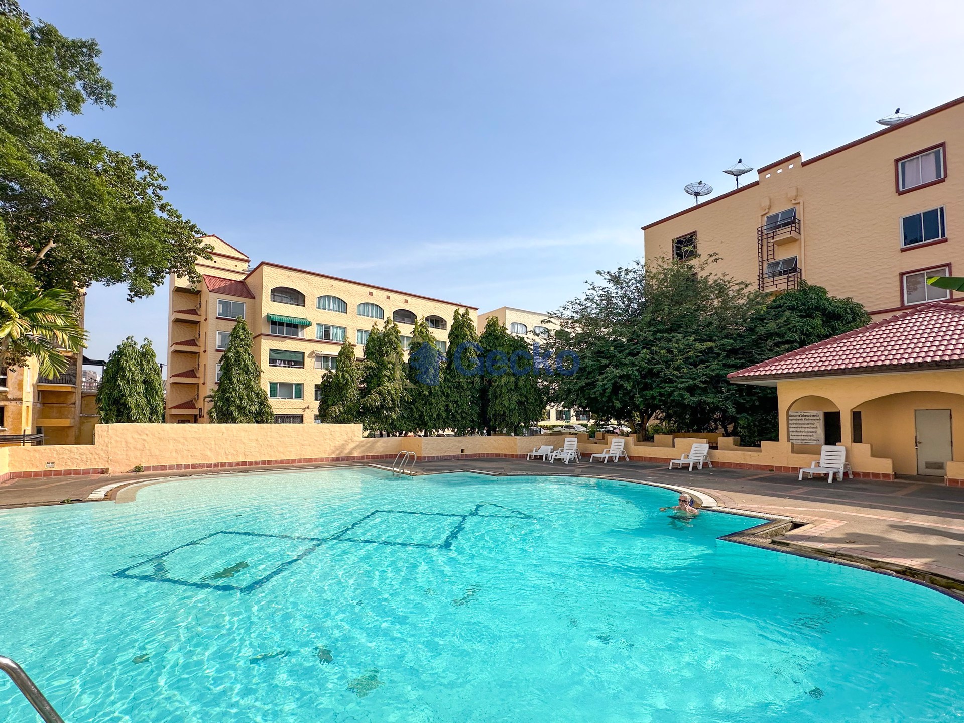 Spanish  Place Condominium