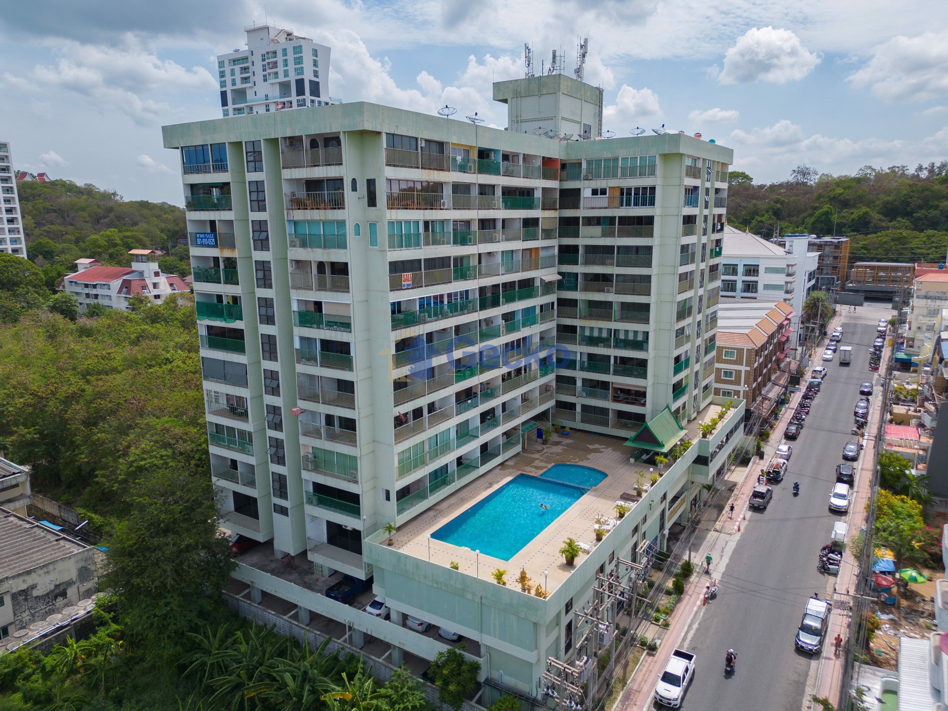 Sombat Pattaya Condotel