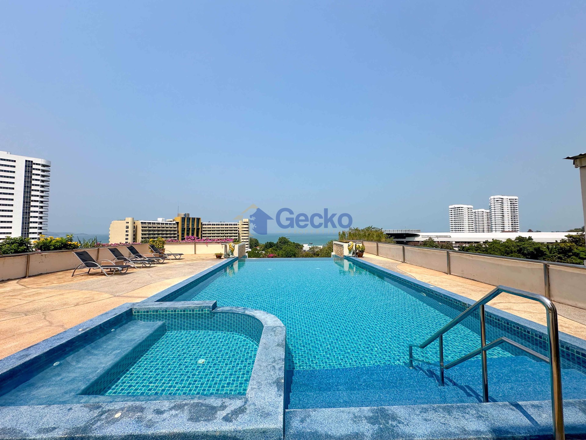 1 ห้องนอน คอนโดมิเนี่ยม เข้า Executive Residence 1 พระตำหนัก C003055