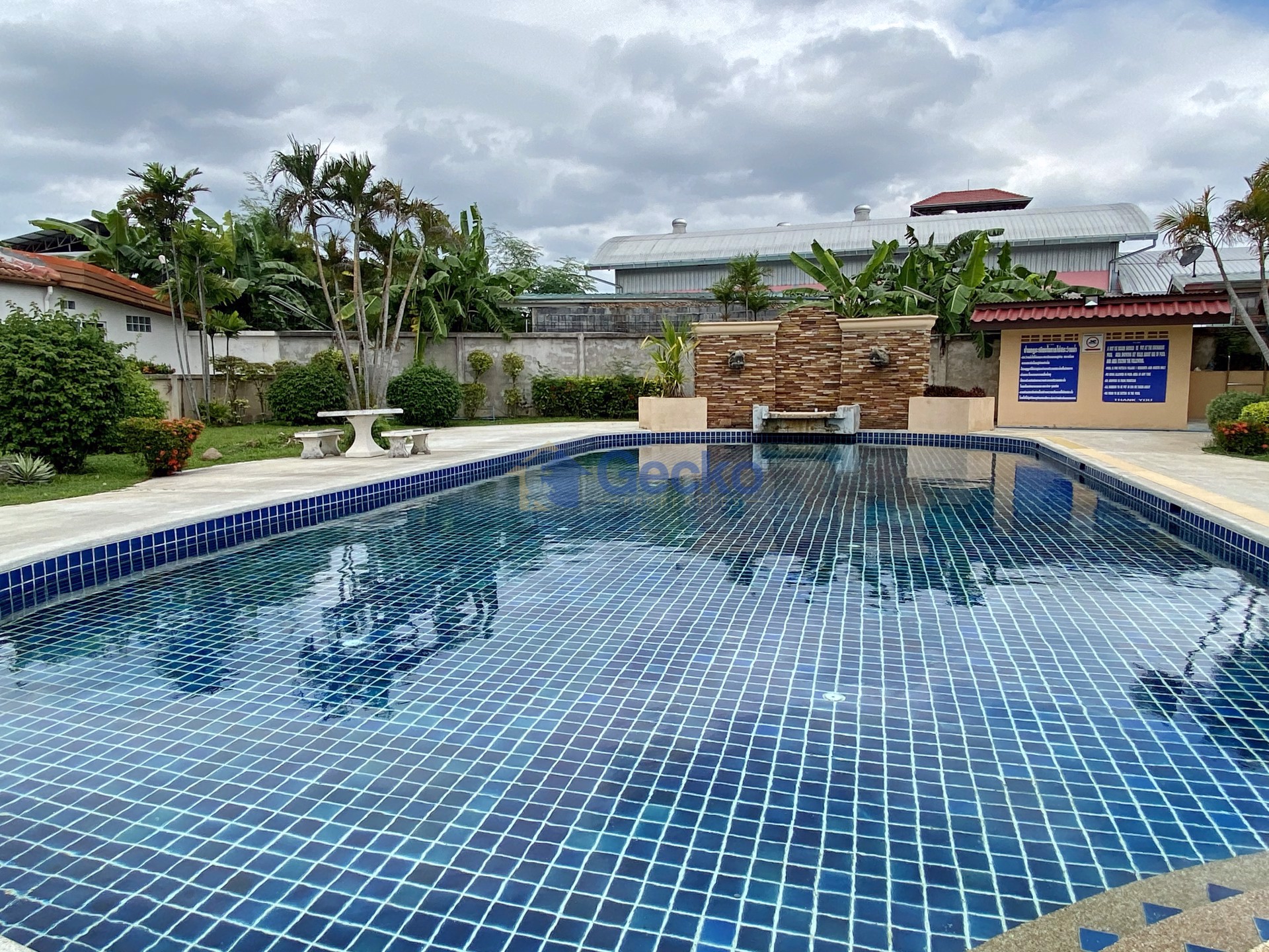 Pattaya Hill Village 1