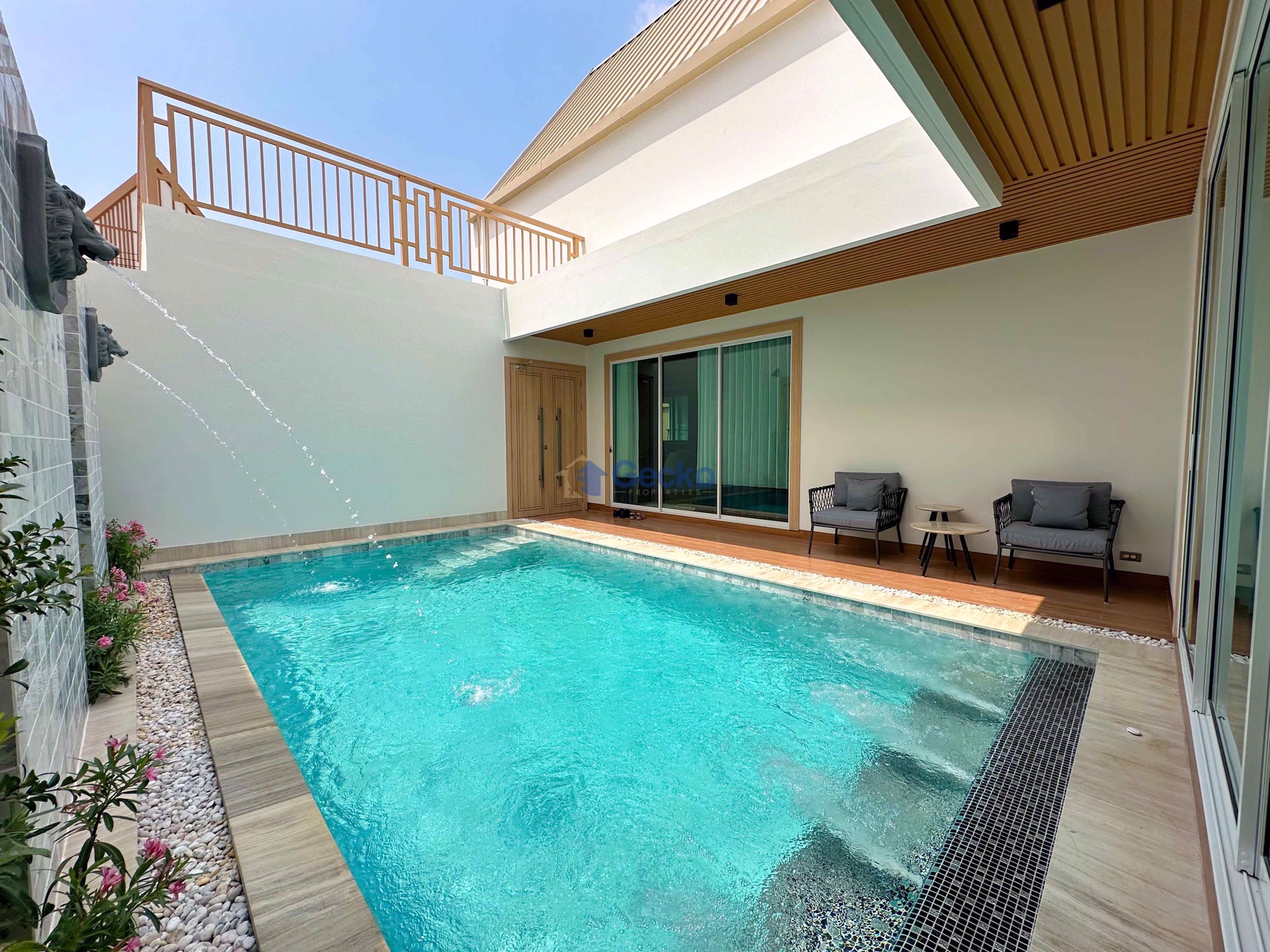 3 Bedrooms House in Narita Villa Baanmae Villa 5  East Pattaya H011486
